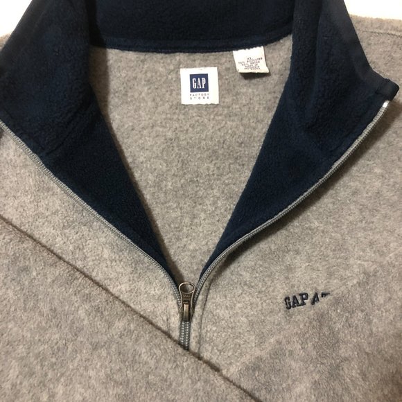 Gap 1/4 Zip Warm Fleece - Picture 4 of 6